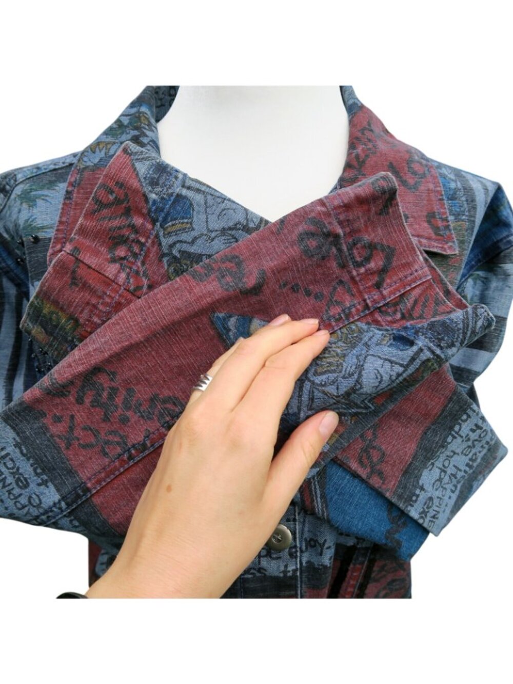 Chicos Embellished Patchwork Denim Jacket With Beads & Pockets Size 1 Medium - Picture 5 of 6